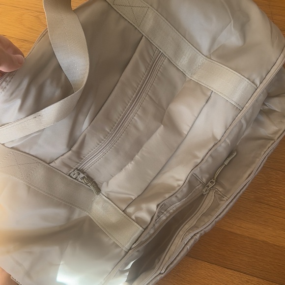 Foldie Foldable Travel Tote Bag - Picture 9 of 10